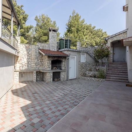 Family Apartments Jadrijevic Primošten Exterior foto